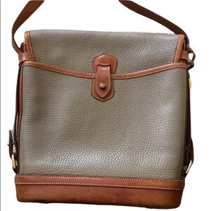 Dooney&Bourke Vintage cross body bag in good use condition, gold hardware
